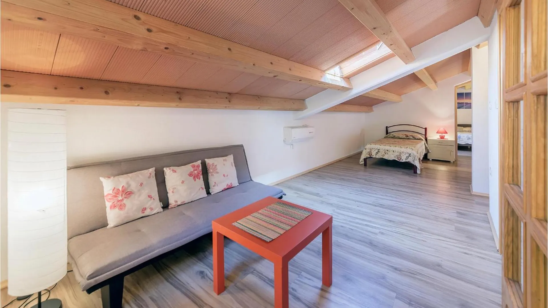 Feriehus 4 Bedroom Beautiful Home In Labin